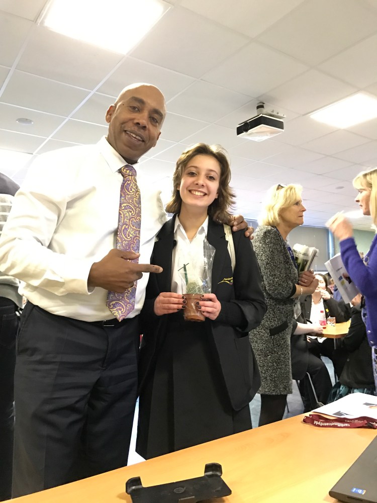 Jim Roberson and a student he has inspired - Jim Roberson motivational youth speaker motivating a student and coaching education in young people. Empowering and supporting them to be the best they can be in school, education and exam preparation.